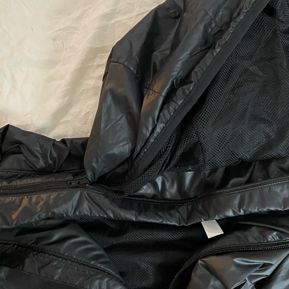 Addis’s rain jacket - Picture 5 of 5